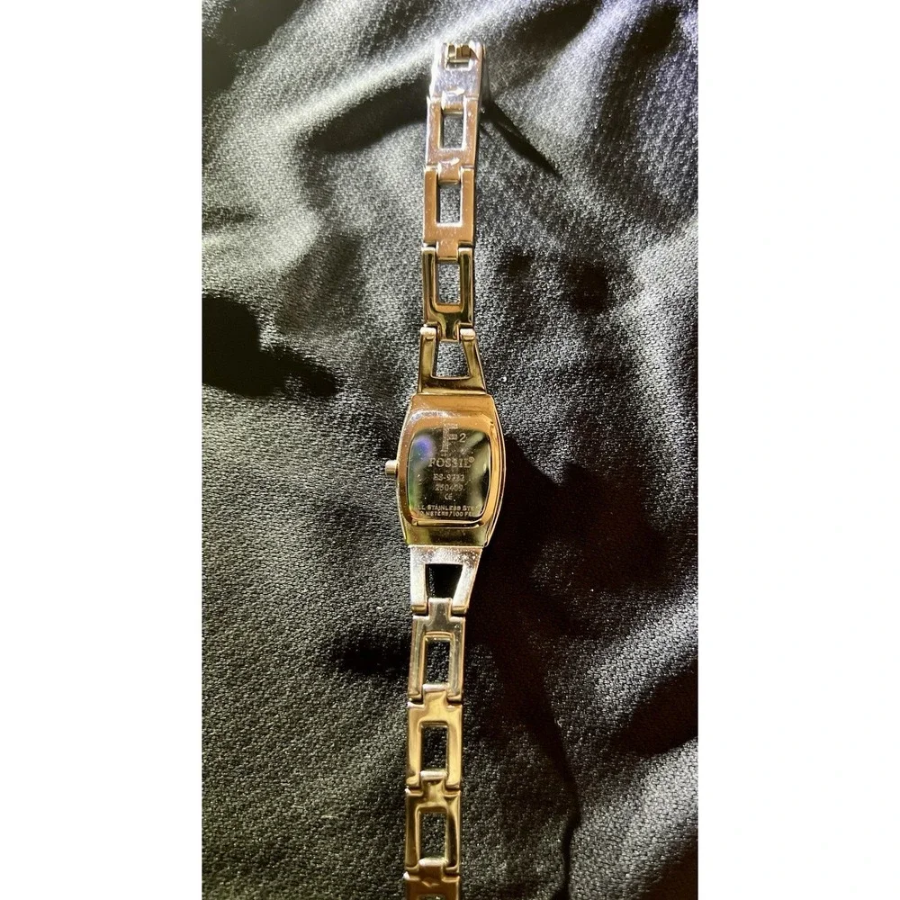Fossil F2‎ Ladies Silver Tone Pink Dial Rhinestone 19mm Watch ES-9722